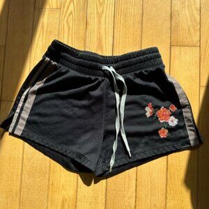 Hm Side Stripe Athletic Shorts